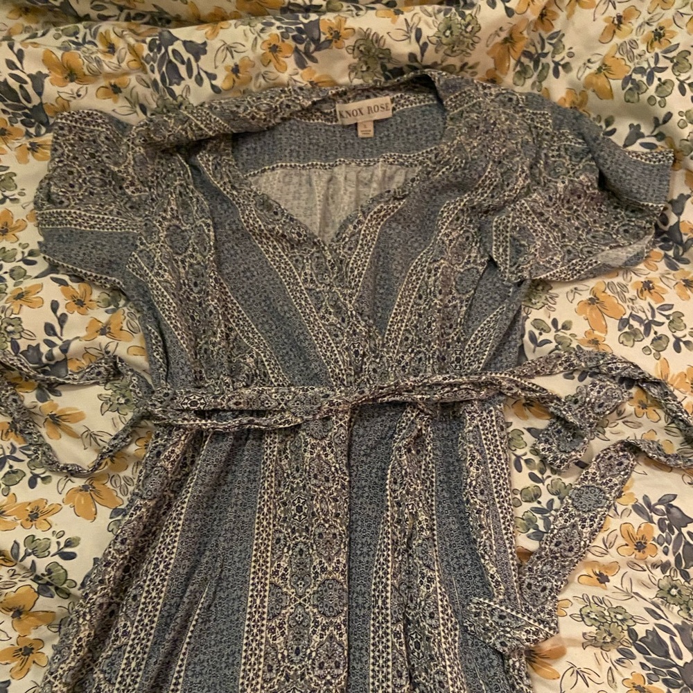 Knox Rose wrap dress size L